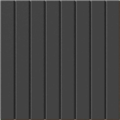 WOW Raster Lines S Fliese in Basalt, quadratische Keramikfliese mit vertikalem Linienrelief und matter Oberfläche in handgemachter Optik für moderne Wand- und Bodenflächen mit dunkler, geometrischer Struktur.